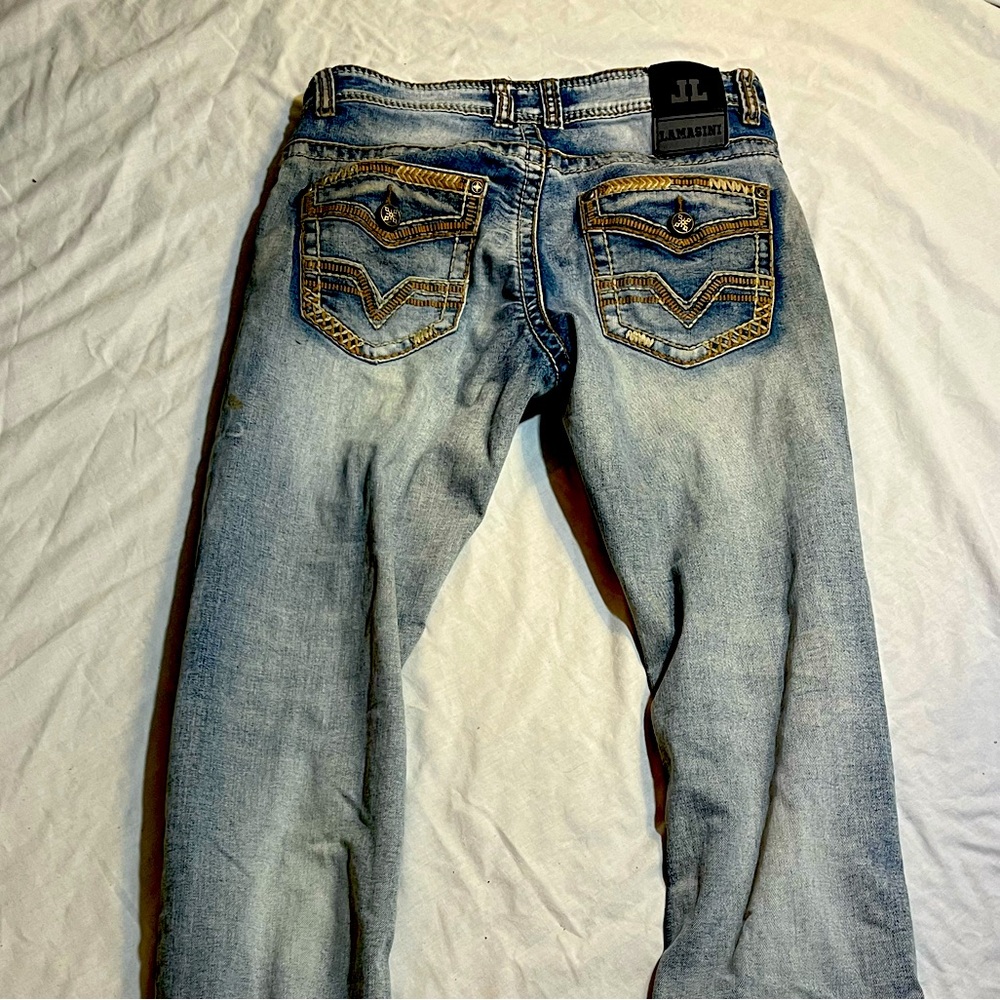 Booka, Mexican style Homie, in jeans